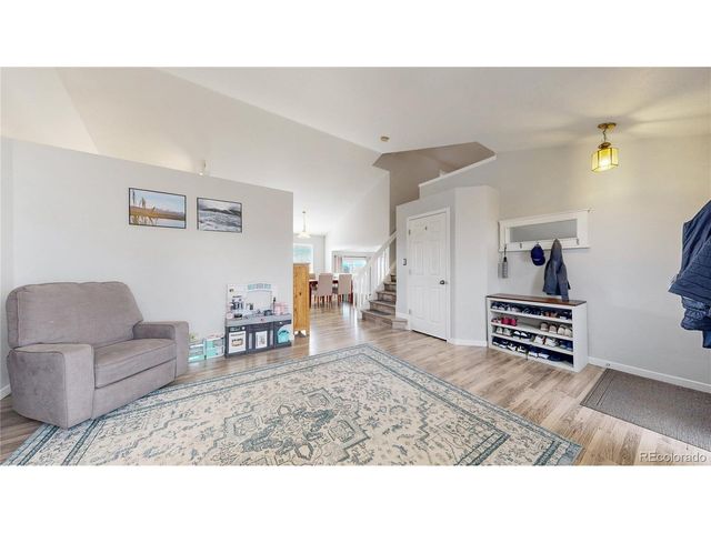 5361 S Ukraine Way, Aurora, CO 80015