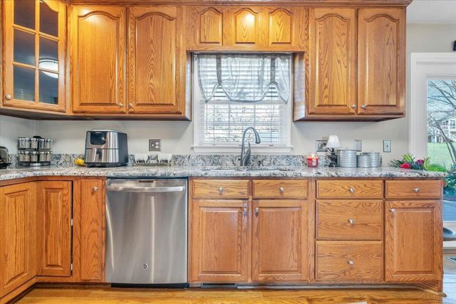 5255 Dresden CIR, Roanoke, VA 24012