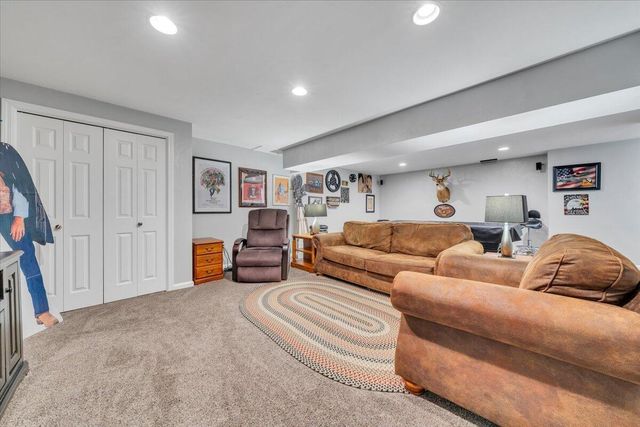 5255 Dresden CIR, Roanoke, VA 24012