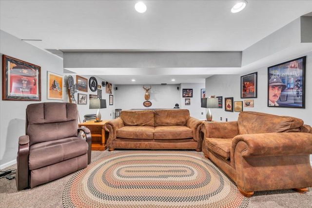 5255 Dresden CIR, Roanoke, VA 24012