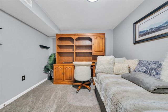 5255 Dresden CIR, Roanoke, VA 24012