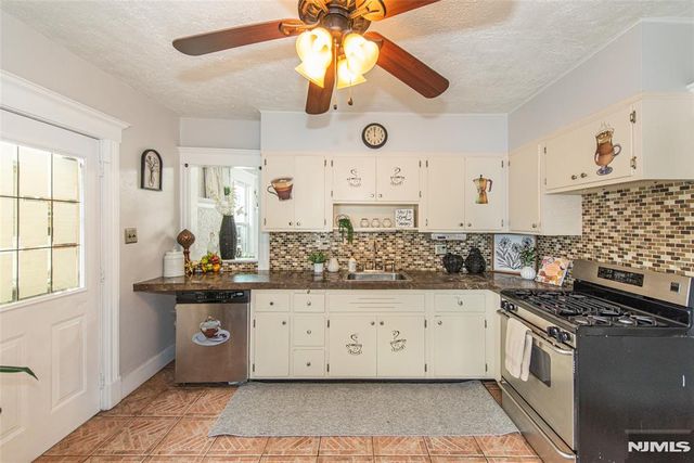 133 Forest Avenue, Lyndhurst, NJ 07071