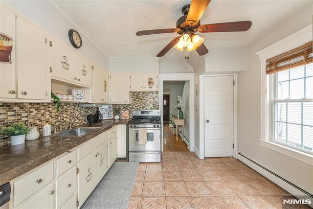 133 Forest Avenue, Lyndhurst, NJ 07071