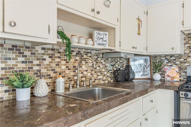 133 Forest Avenue, Lyndhurst, NJ 07071