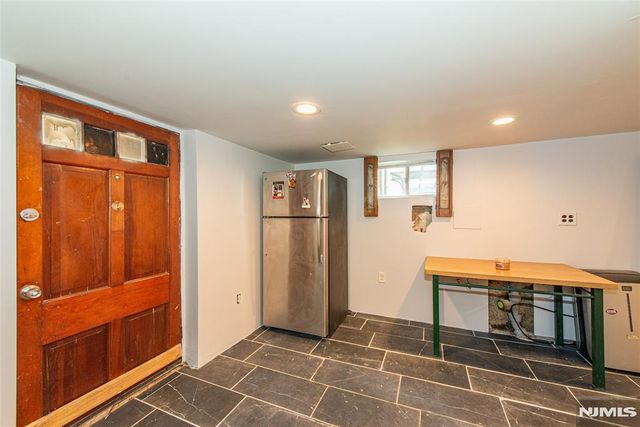 133 Forest Avenue, Lyndhurst, NJ 07071