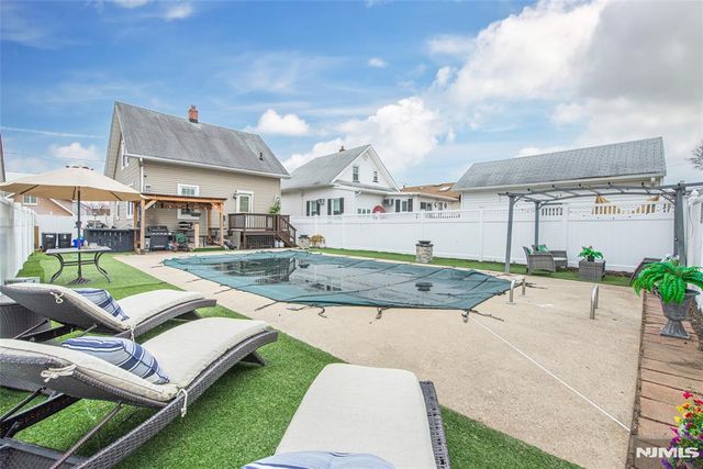 133 Forest Avenue, Lyndhurst, NJ 07071