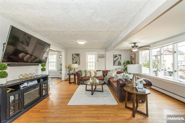 133 Forest Avenue, Lyndhurst, NJ 07071