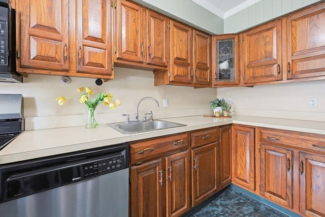 18 Roland Baxter Rd, North Attleboro, MA 02760