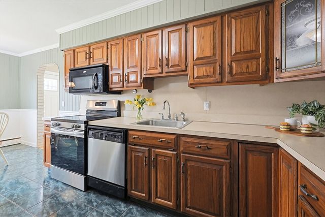 18 Roland Baxter Rd, North Attleboro, MA 02760