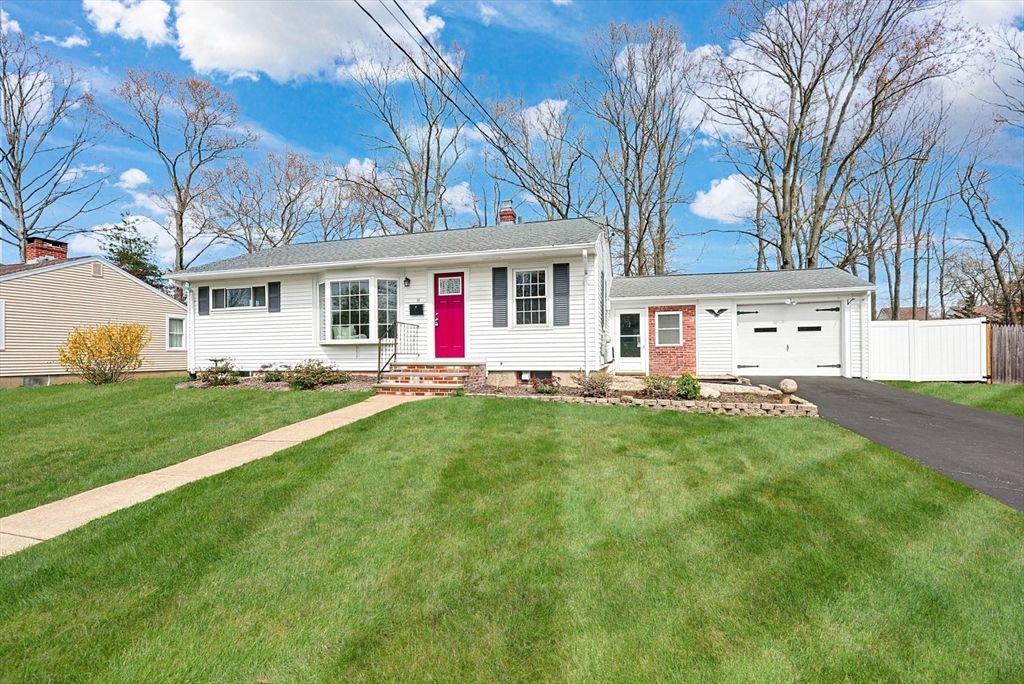 18 Roland Baxter Rd, North Attleboro, MA 02760