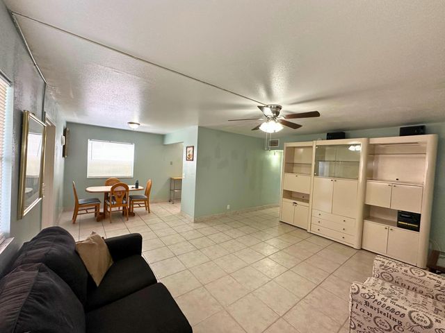 337 Saxony H Way 337, Delray Beach, FL 33446