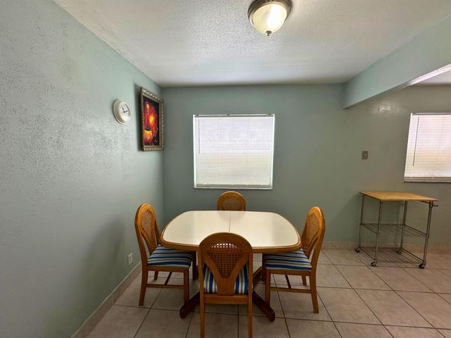 337 Saxony H Way 337, Delray Beach, FL 33446