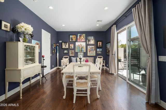 4538 E VERMONT Avenue N, Phoenix, AZ 85018