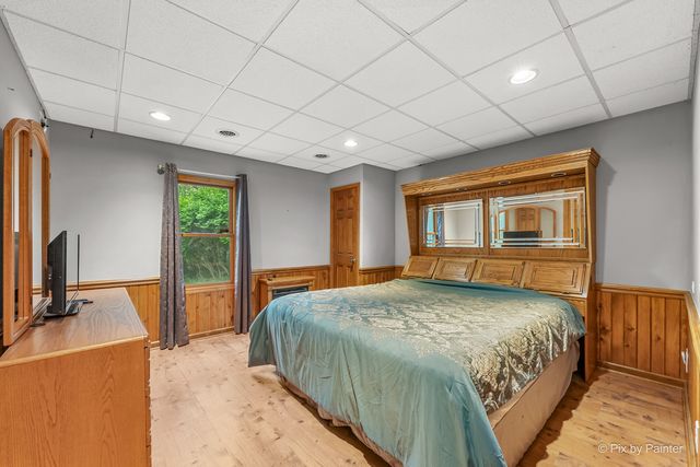 655 Oakview Drive, Algonquin, IL 60102