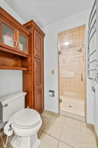 655 Oakview Drive, Algonquin, IL 60102