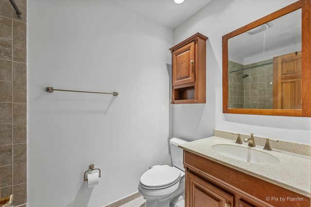 655 Oakview Drive, Algonquin, IL 60102