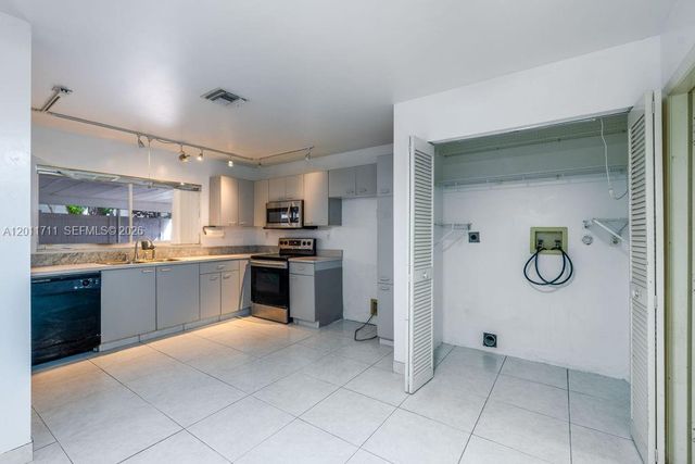 243 NE 212th Terrace, Miami, FL 33179