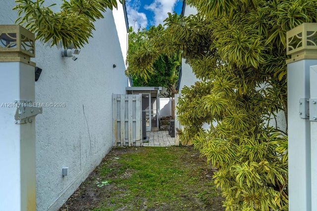 243 NE 212th Terrace, Miami, FL 33179
