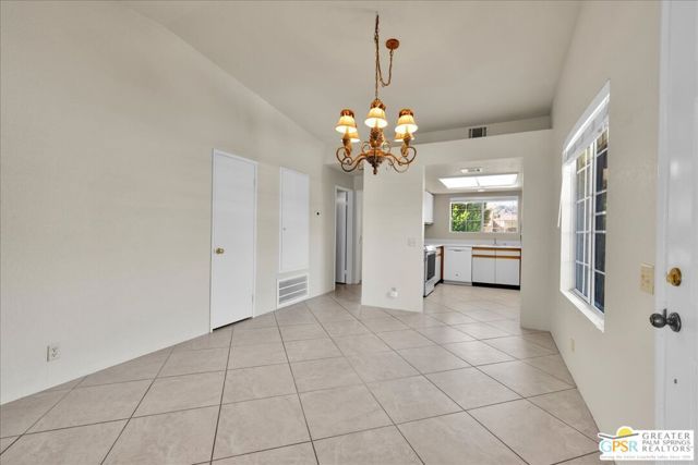 505 S Farrell Drive G42, Palm Springs, CA 92264