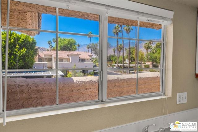 505 S Farrell Drive G42, Palm Springs, CA 92264