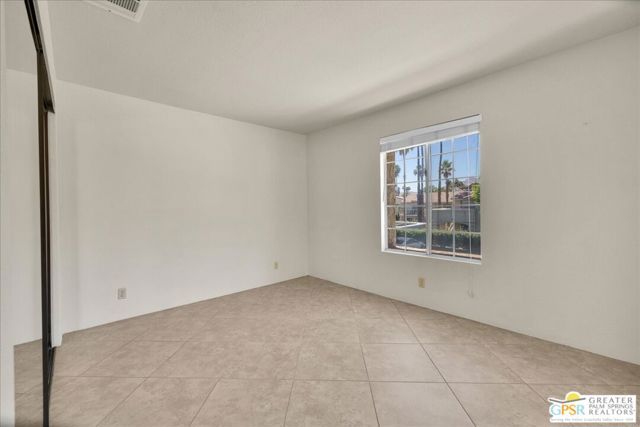 505 S Farrell Drive G42, Palm Springs, CA 92264