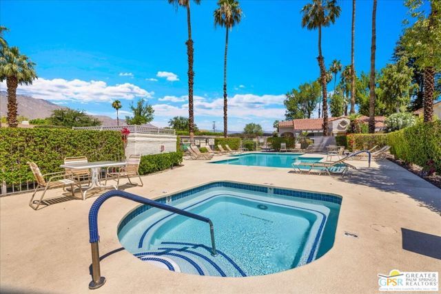 505 S Farrell Drive G42, Palm Springs, CA 92264