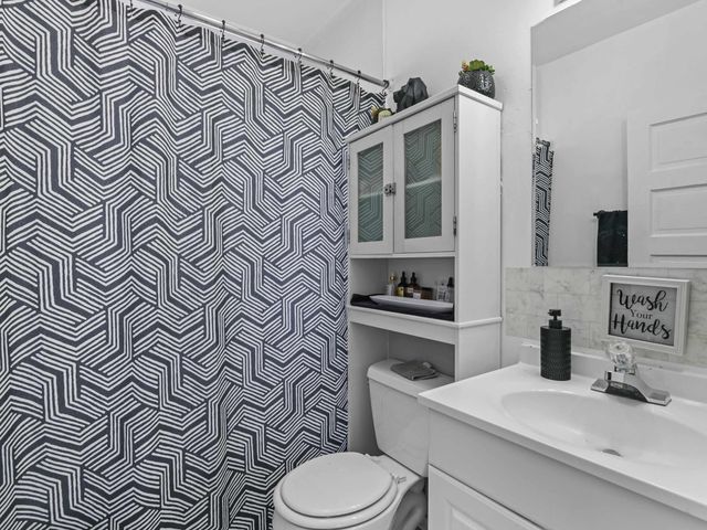 2015 E Nora Ave, Spokane, WA 99207