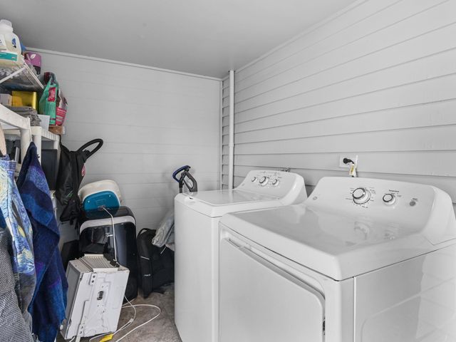 2015 E Nora Ave, Spokane, WA 99207