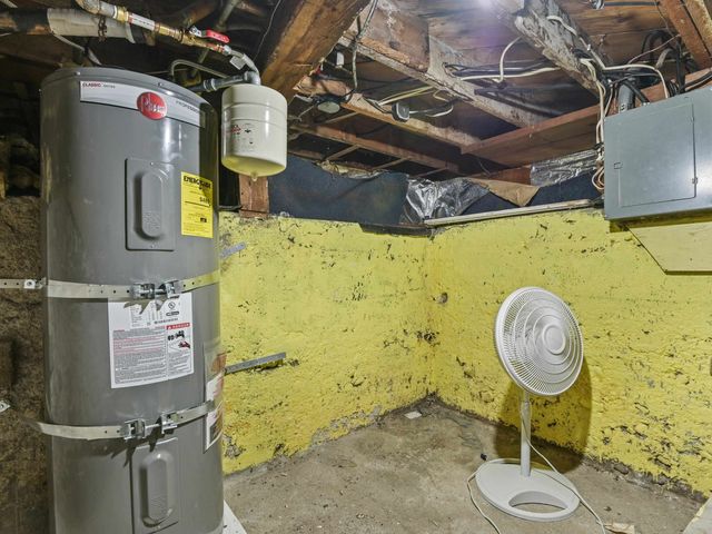 2015 E Nora Ave, Spokane, WA 99207