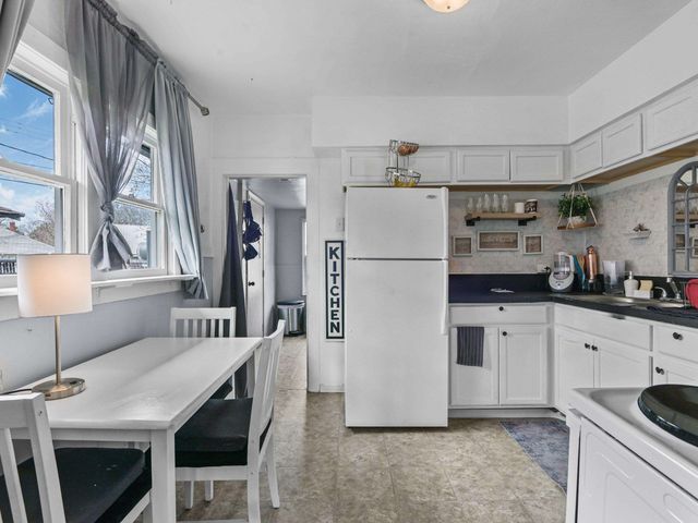 2015 E Nora Ave, Spokane, WA 99207