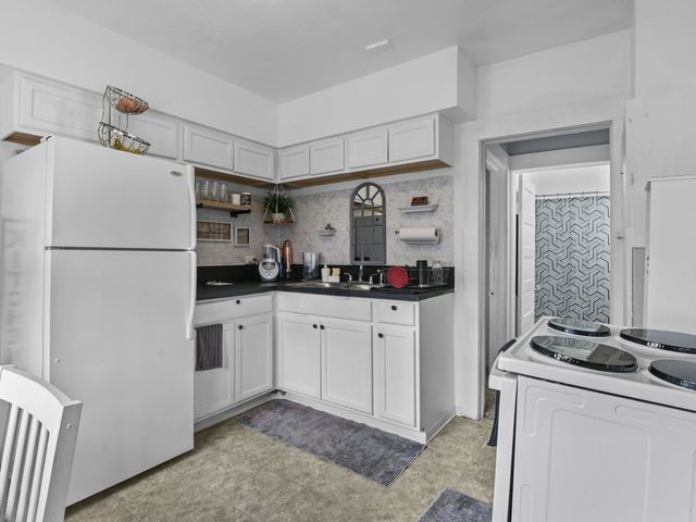 2015 E Nora Ave, Spokane, WA 99207