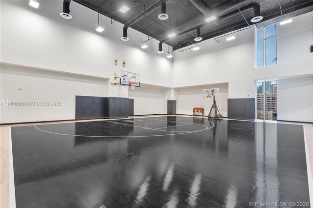 851 NE 1st Ave 3203, Miami, FL 33132