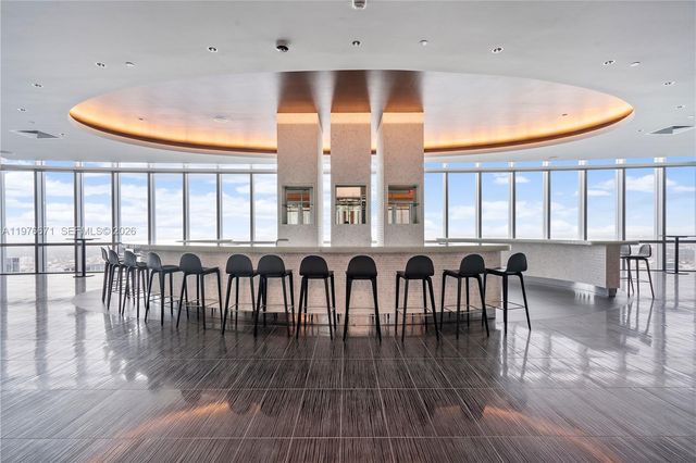 851 NE 1st Ave 3203, Miami, FL 33132