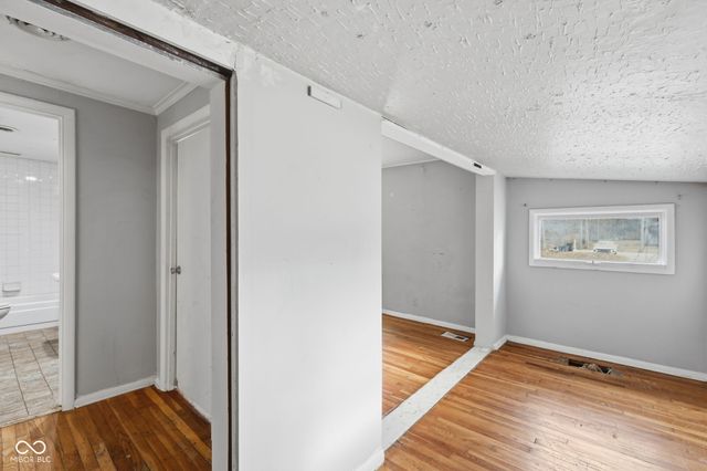 5234 Riverview Drive, Indianapolis, IN 46208