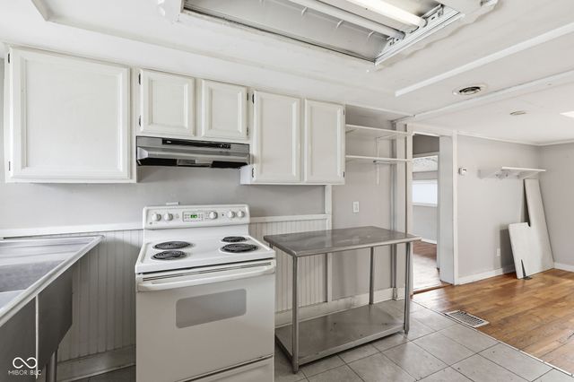 5234 Riverview Drive, Indianapolis, IN 46208