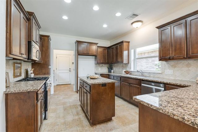 10228 Bald Cypress Drive, Oklahoma City, OK 73120