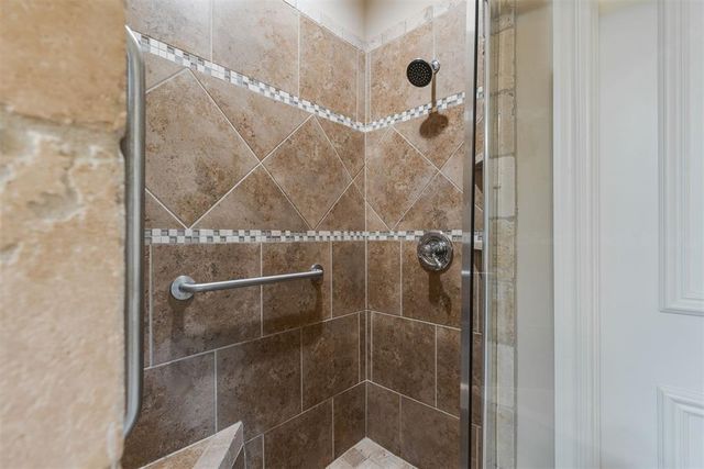 10228 Bald Cypress Drive, Oklahoma City, OK 73120