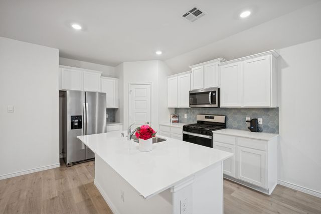 907 Marigold Street, Princeton, TX 75407