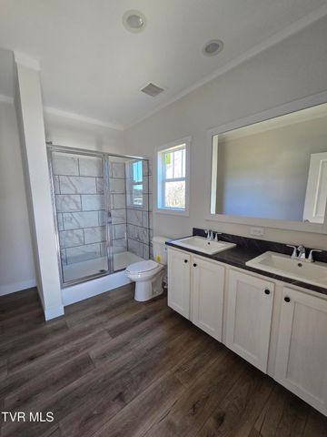 2208 Oak Street, Gray, TN 37615