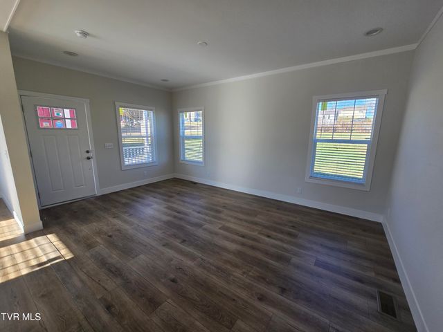 2208 Oak Street, Gray, TN 37615