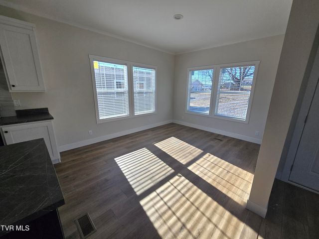 2208 Oak Street, Gray, TN 37615