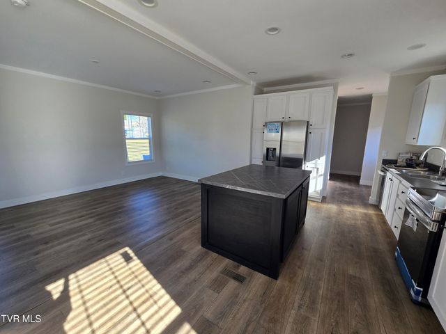 2208 Oak Street, Gray, TN 37615