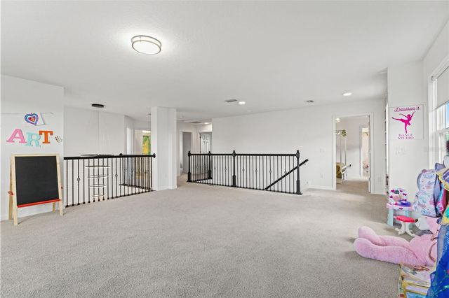 5945 NEWBERRY PINES AVENUE, Wesley Chapel, FL 33545