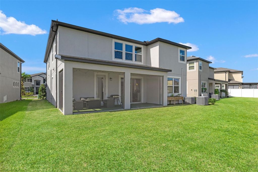 Image 47 of property listing at 5945 NEWBERRY PINES AVENUE, Wesley Chapel, FL 33545