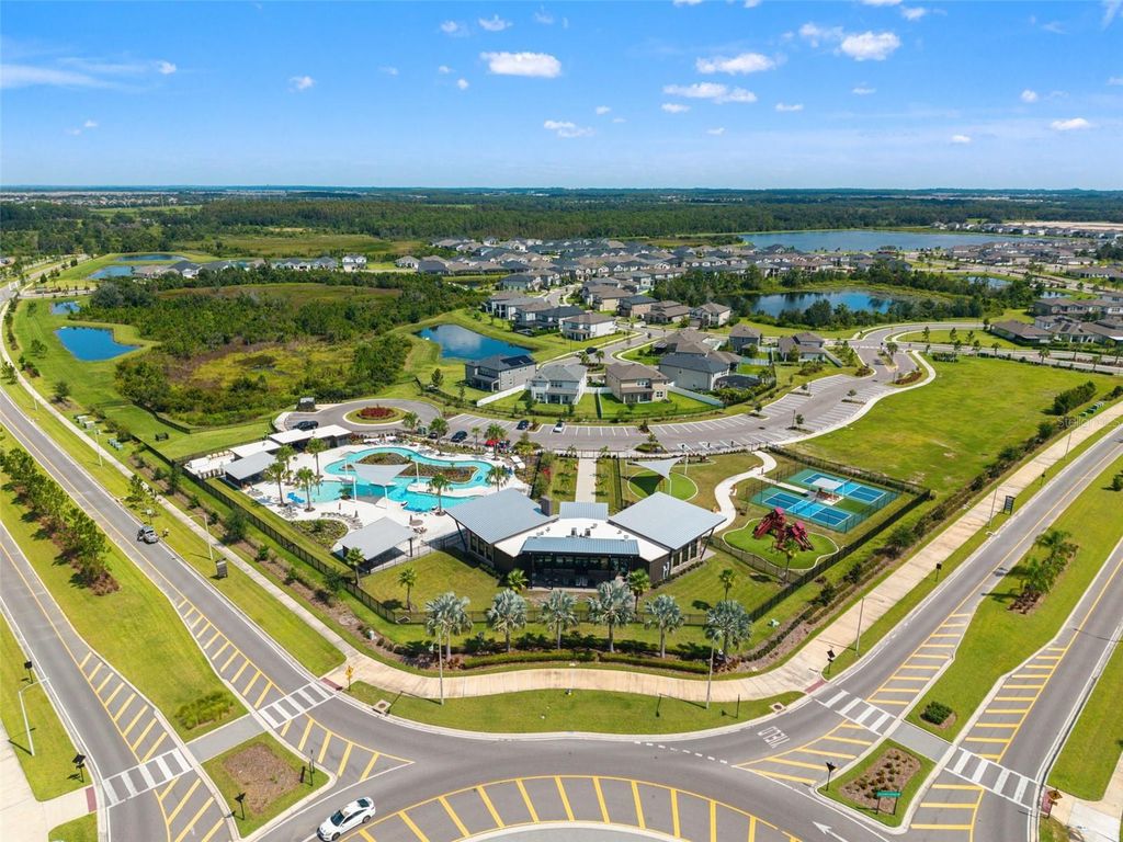 Image 51 of property listing at 5945 NEWBERRY PINES AVENUE, Wesley Chapel, FL 33545