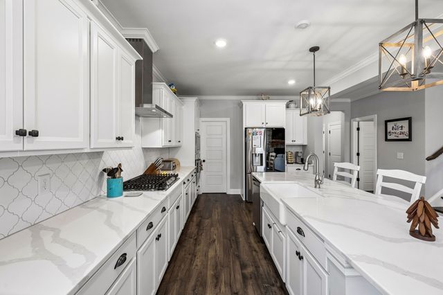 312 Rawling Ln, Gallatin, TN 37066