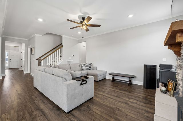 312 Rawling Ln, Gallatin, TN 37066