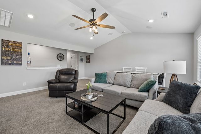 312 Rawling Ln, Gallatin, TN 37066