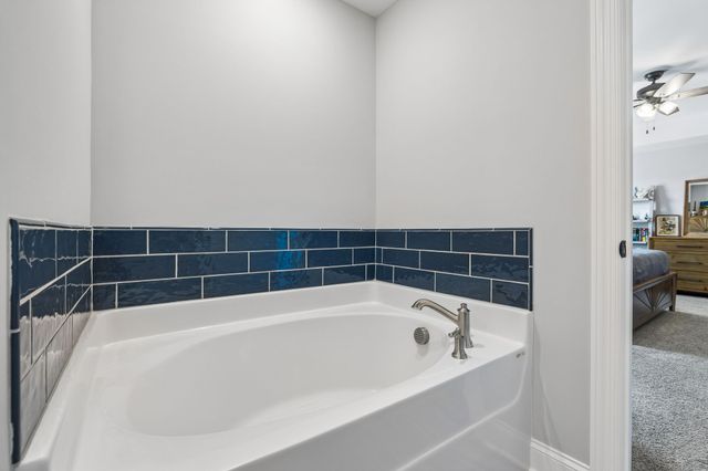 312 Rawling Ln, Gallatin, TN 37066
