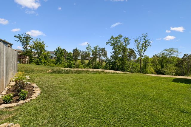 312 Rawling Ln, Gallatin, TN 37066